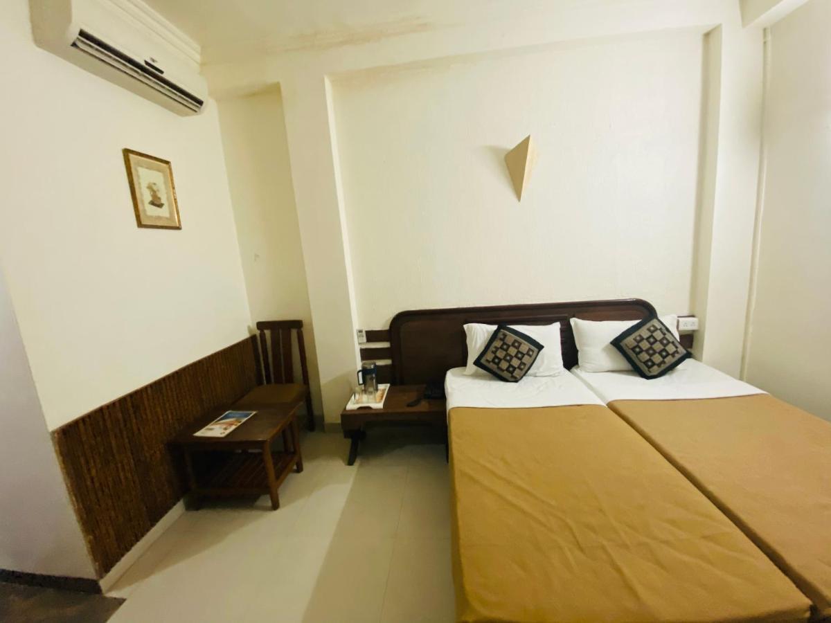 Hotel The Galaxy Jabalpur Dış mekan fotoğraf